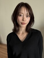 ナループロアボタン(Nalu pu loa BOTAN)&nbsp;ミディアムレイヤー/バタフライレイヤーカット/かきあげ前髪