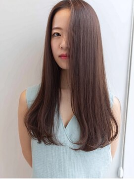 ヘア アトリエ ヴィヴァーチェ(hair atelier Vivace) ミルクティーベージュレイヤーカットシースルーマッシュ40代