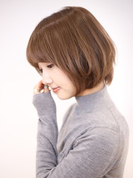 ヘアアンドスパ レガリス(Hair&Spa legalice)の写真/グレイカラーも明るさを楽しめる“クリスタルカラー”上品でまろやかな色合いでキレイがずっと持続♪