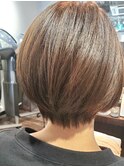 ブリーチなしカラーレイヤーシースルーバング丸みショート