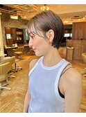 抜け感大人ショート シースルーバング 耳掛けショート