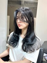 ニトバイアンキシム(nit by ahnkism)&nbsp;韓国風レイヤーカット顔まわりくびれオルチャン堀江