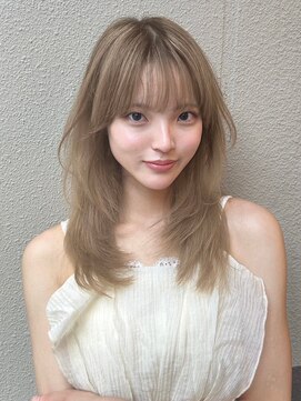 ユーフォリア 渋谷グランデ(Euphoria SHIBUYA GRANDE) 韓国ヘア ヨシンモリ くびれ巻き くびれヘア レイヤーカット