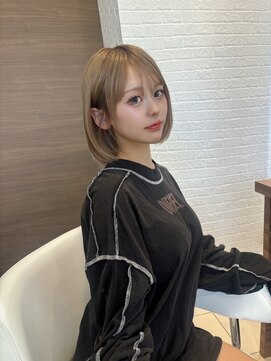 ローレン(Rollen) 耳掛けショートレイヤー