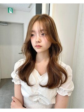 ユーフォリア 渋谷グランデ(Euphoria SHIBUYA GRANDE) ヘーゼルベージュ　ブリーチなしWカラー　レイヤーカット