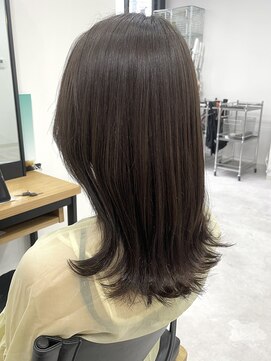 ウル 岡山駅店(ULu.) 顔周りレイヤー　くびれ巻き