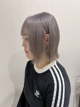 ボブレイヤー×シルバーグレー