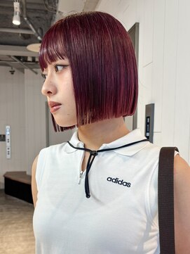 アイティー バイ アルバム 浦和店(IT by ALBUM) ボブ似合わせカット前髪カットダブルカラーショート_ba563932