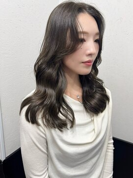 ラグナ(LAGUNA) オリーブグレージュ/ロングレイヤー/ブリーチなし