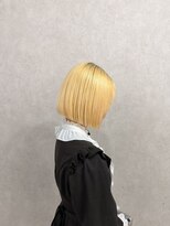 フランチェスカドットボブ(francesca.bob)&nbsp;抜きっぱなしブロンド×ミニボブ【渡辺俊弥】梅田