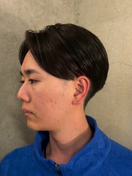 ノーエン(noen) スパイラルパーマ　メンズカット　メンズパーマ　韓国　眉カット
