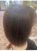 大人美人の丸みショートボブ