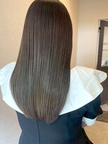 ロッカヘアエジェ(ROCCA hair eje.)&nbsp;暗めカラー透けツヤストレートロング