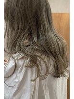 ニール 名古屋 伏見 丸の内(NEELU)&nbsp;【RIE】ブリーチで作るオリーブベージュ