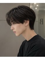 ベル 新宿(Belle) センターパート毛流れヘア韓国ヘアカルマパーマ新宿美容室