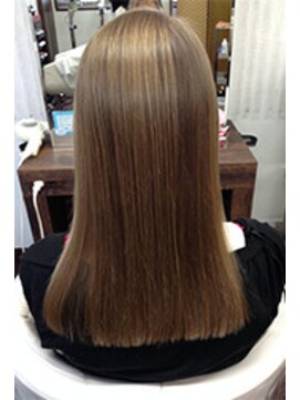 ヘアアンドメイク アルマ 東久留米店(HAIR&MAKE ALMA) 【艶あり】当店自慢の低温縮毛矯正♪