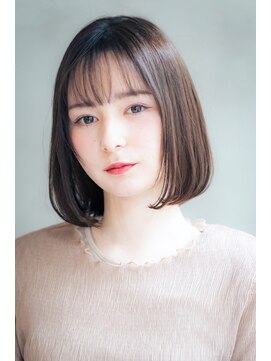 テイラー(Taylor) Taylor[大宮] アッシュブラウン×内巻き大人ボブ