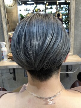 ロダット 横浜(LODAT by little) ショートボブ×スモーキーグレージュ【LODAT横浜】