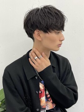 アーリー(Ali'i) ソフトツイストパーマツーブロックマッシュ刈り上げショート