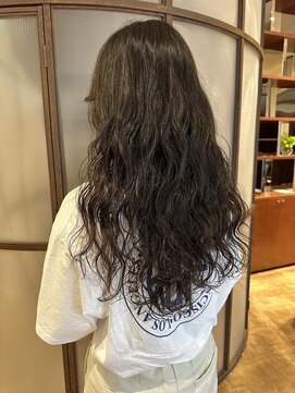 ジュール ドゥJour doux ロングウェーブスタイル　ロングパーマ　デジタルパーマ