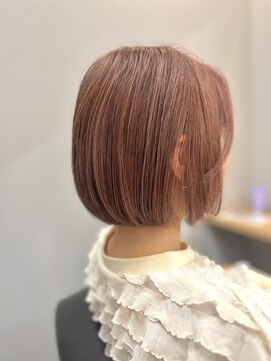 ノイ(noi.) 【noi.】馴染ませハイライトカラー×シンプルボブ