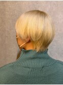 春らしいハイトーンブロンド×ショートウルフボブ 髪質改善#1