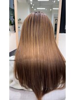 アム 表参道(am)&nbsp;小顔薄めバンググレージュレイヤーロング前髪パーマ黒髪