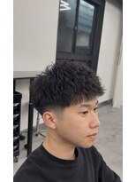 ノイセル 心斎橋(Noisyle)&nbsp;MEN’S HAIR/サーフカール/刈り上げセンターパート/心斎橋S