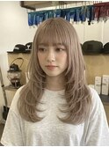 韓国風レイヤーカットと透明感ブラウンカラー