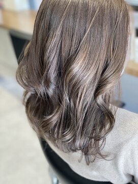 コスアンドコウ 横浜山下(Cos&Co.) エアリーミディ 品のあるラベンダーカラー