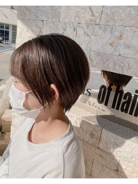 クララ バイ マニスオブヘアー(CLALA by Manis of hair) アッシュブラウンで日差しに映える♪スッキリショート