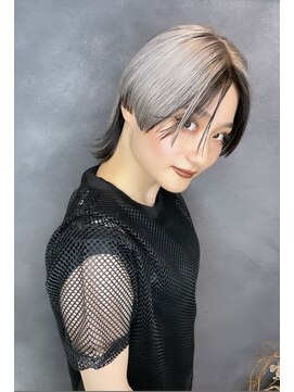 アミ ヘアー ガーデン(ami hair garden) インナーカラー×ウルフカット