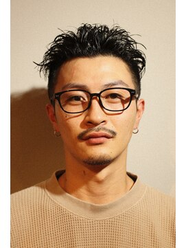 ツーエイチ 新宿(2H) 新宿/ピンパーマ/ツーブロック/大人ヘア