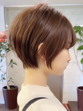 ウル 名古屋栄(ulu) 上品な大人女性のためのショートボブ