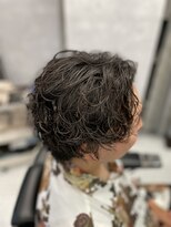 リプレイ 草津店(RIPLAY)&nbsp;ダークアッシュ/アッシュブラック/カルマパーマ/ベリーショート