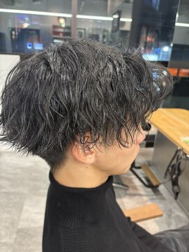 デシジョン 綱島店(Decision) 縦落ちパーマ