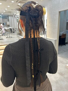 ヴィサージュアクト(VISAGE a.c.t) 個性派アレンジ