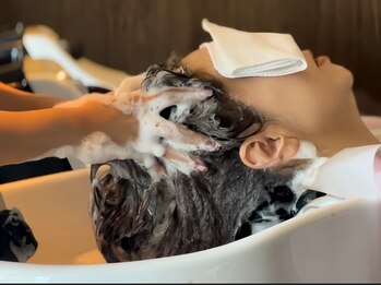 フェイス 大船(FACE)の写真/夏の頭皮トラブル解消！1人1人に合わせたシャンプー、トリートメントでお悩みに寄り添い疲れを癒します！