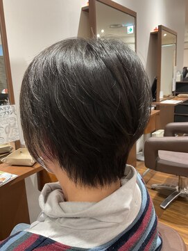 アミカ シーモール店(Amica) ふんわりショートボブ