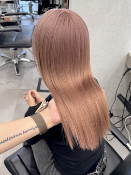 全頭ブリーチ　艶々ピンクベージュ