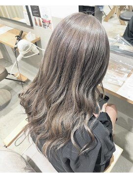 ラピスタ 池袋(Lapista) 韓国ヘアレイヤーカットダブルハイライトカラー【Lapista池袋】