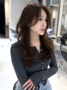 ユーフォリア 池袋東口駅前店(Euphoria) 流れる顔周りカット/リバースパーマ/20.30代ヘア/モカグレージュ