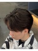 フェザーパーマニュアンスパーマセンターパート曲がる縮毛矯正