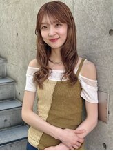 ウクク(UCUCU) Hi-stylist mina