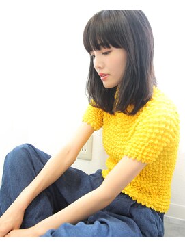 アン ヘア デザイン(un hair design) 【  un  】ダークアッシュ×ミディアム×ストレートバング