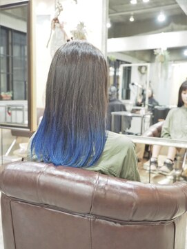 コニ(Coni) ♪Coni♪グラデーション・ブルー