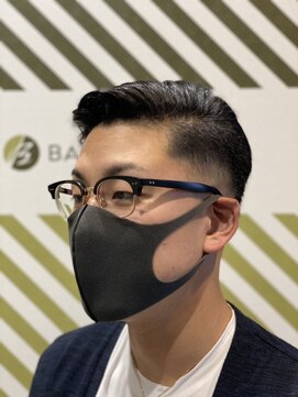 バーバーバー 千葉(BARBER-BAR) 0.3～2mmのフェードスタイル