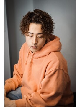 プロショップウェーブ(PRO SHOP WAVE) ツイストスパイラル×濡れ髪センターパート