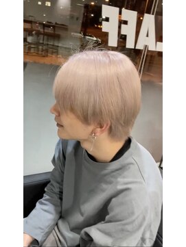 ラフ 難波店(LAFF) #黒髪#ボブルフ#ネビージュ#小顔#ワンレン