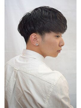 ルックグッドストア(LOOK GOOD STORE) 刈り上げマッシュ ナチュラルマッシュ 束感 センターパート